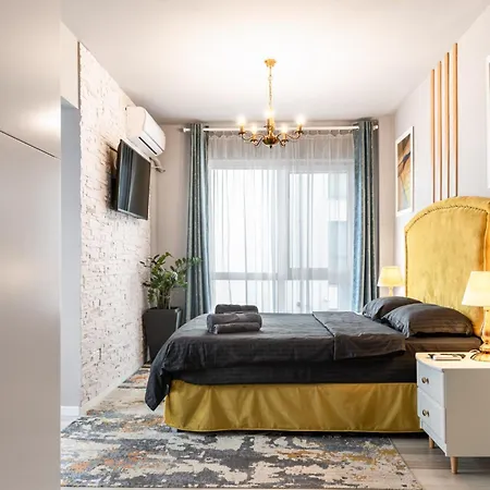 Romantic Jacuzzi Apartment *